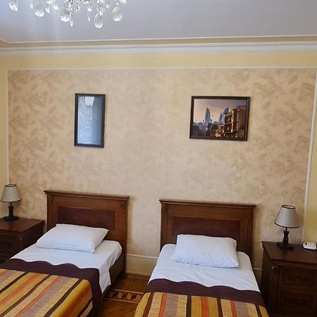 Gold Wall Apartment Baku Extérieur photo