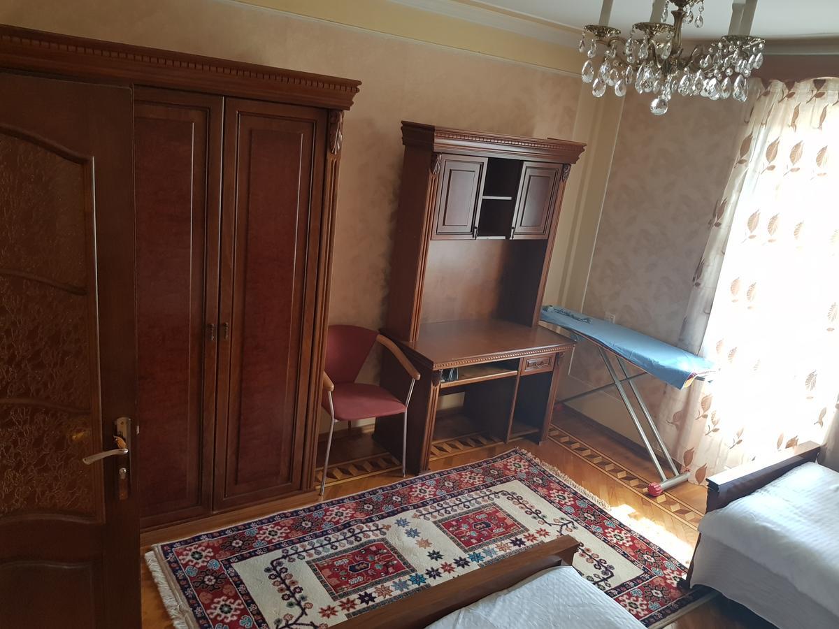 Gold Wall Apartment Baku Extérieur photo